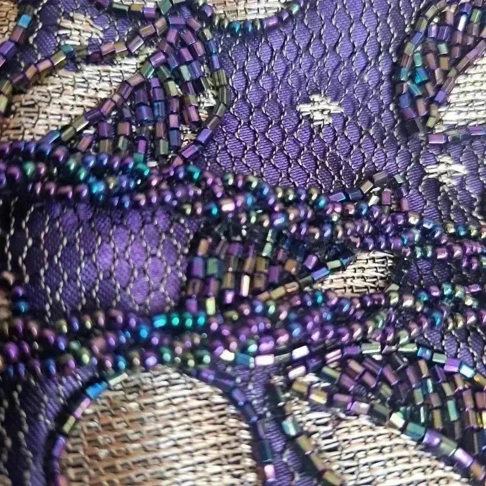 Purple, beaded occasion bag - Picture 5 of 7